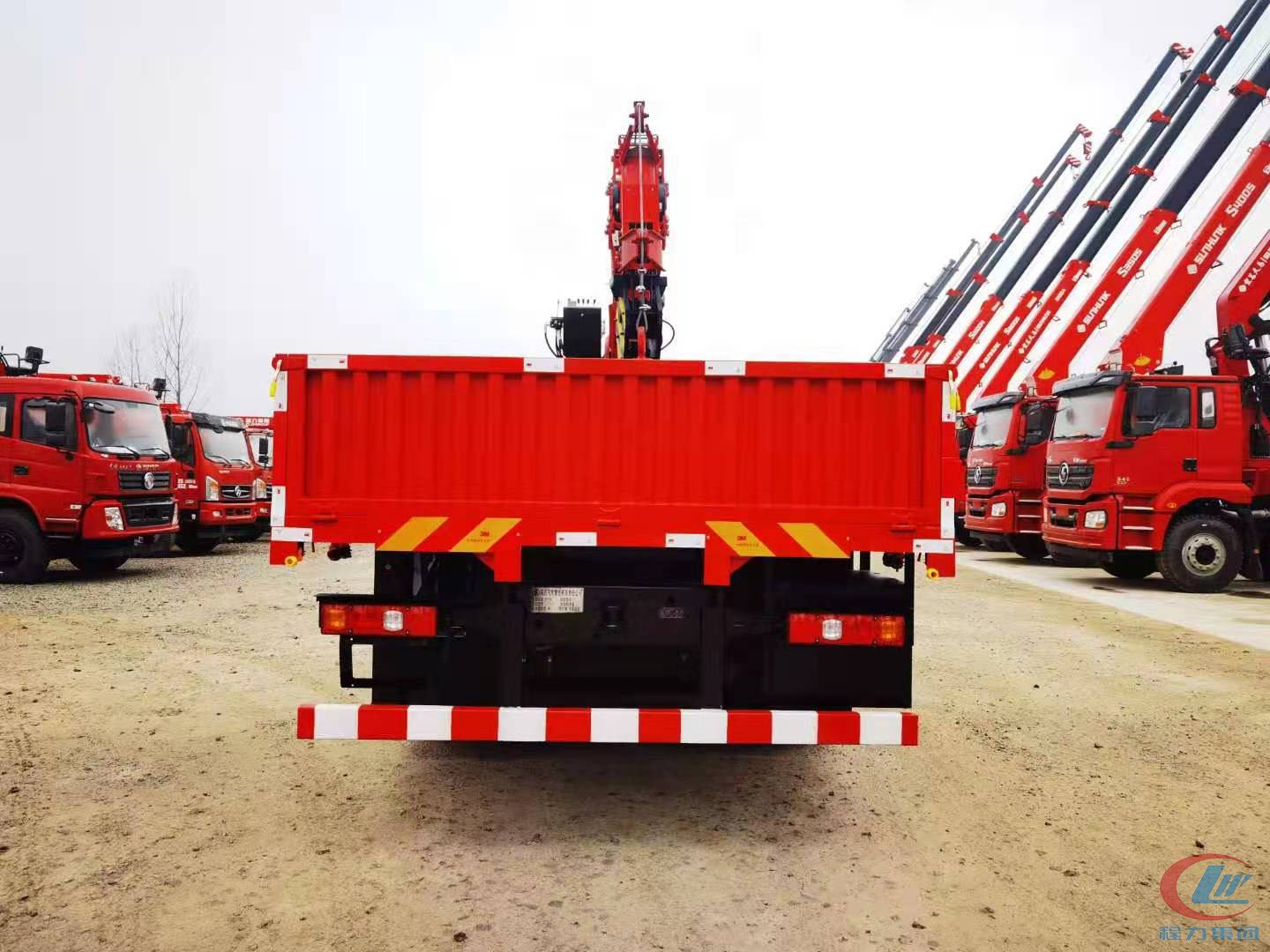 國(guó)六陜汽德龍濰柴前四后八隨車吊