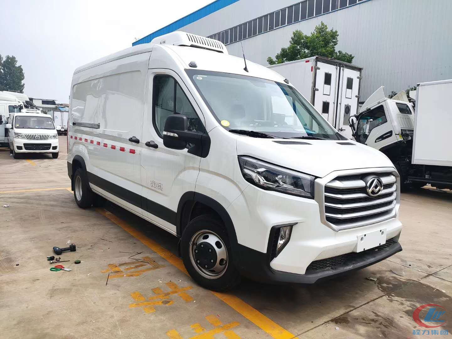 國六 上汽大通V90面包冷藏車