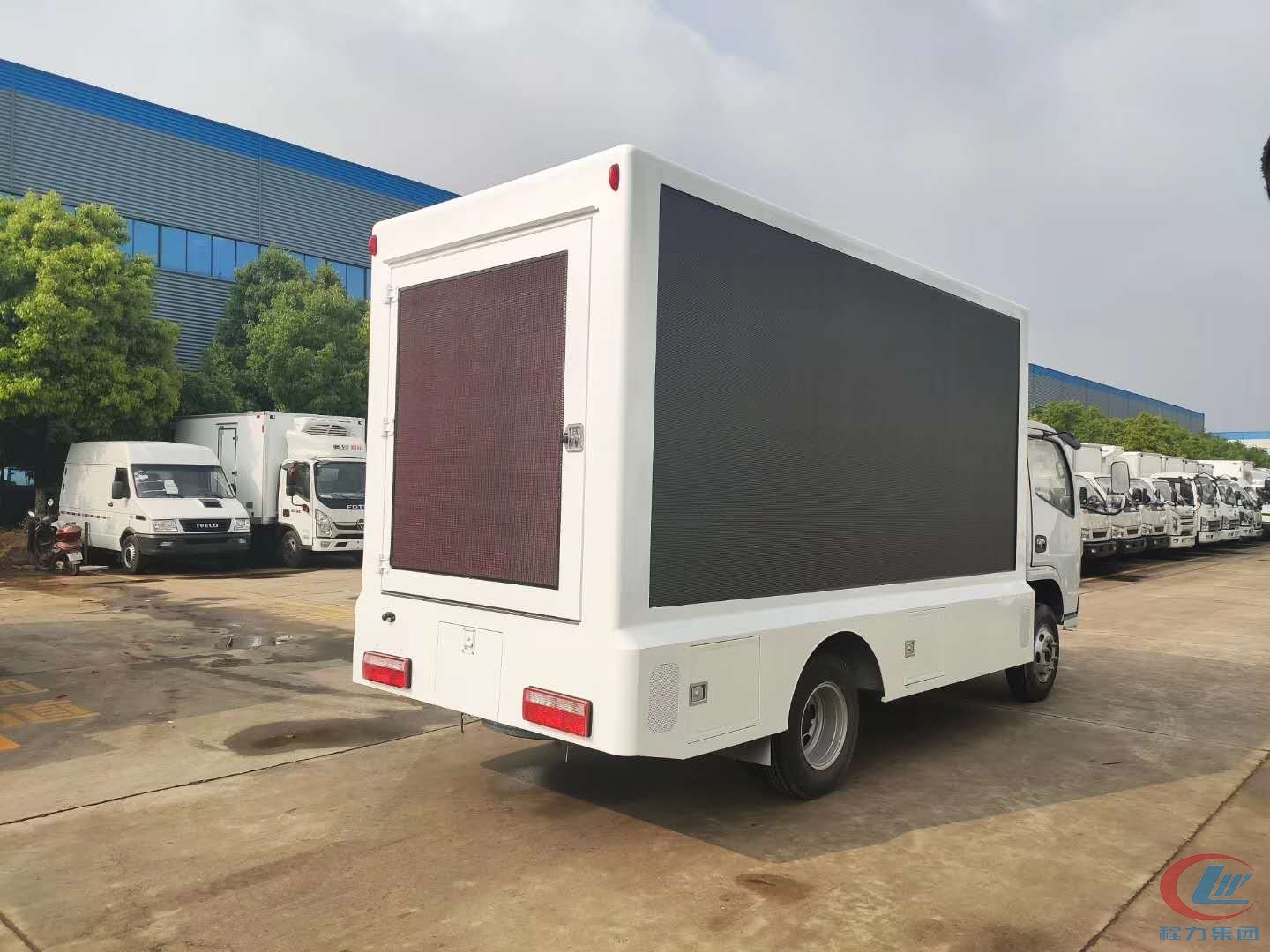 國(guó)六東風(fēng)福瑞卡廣告宣傳車