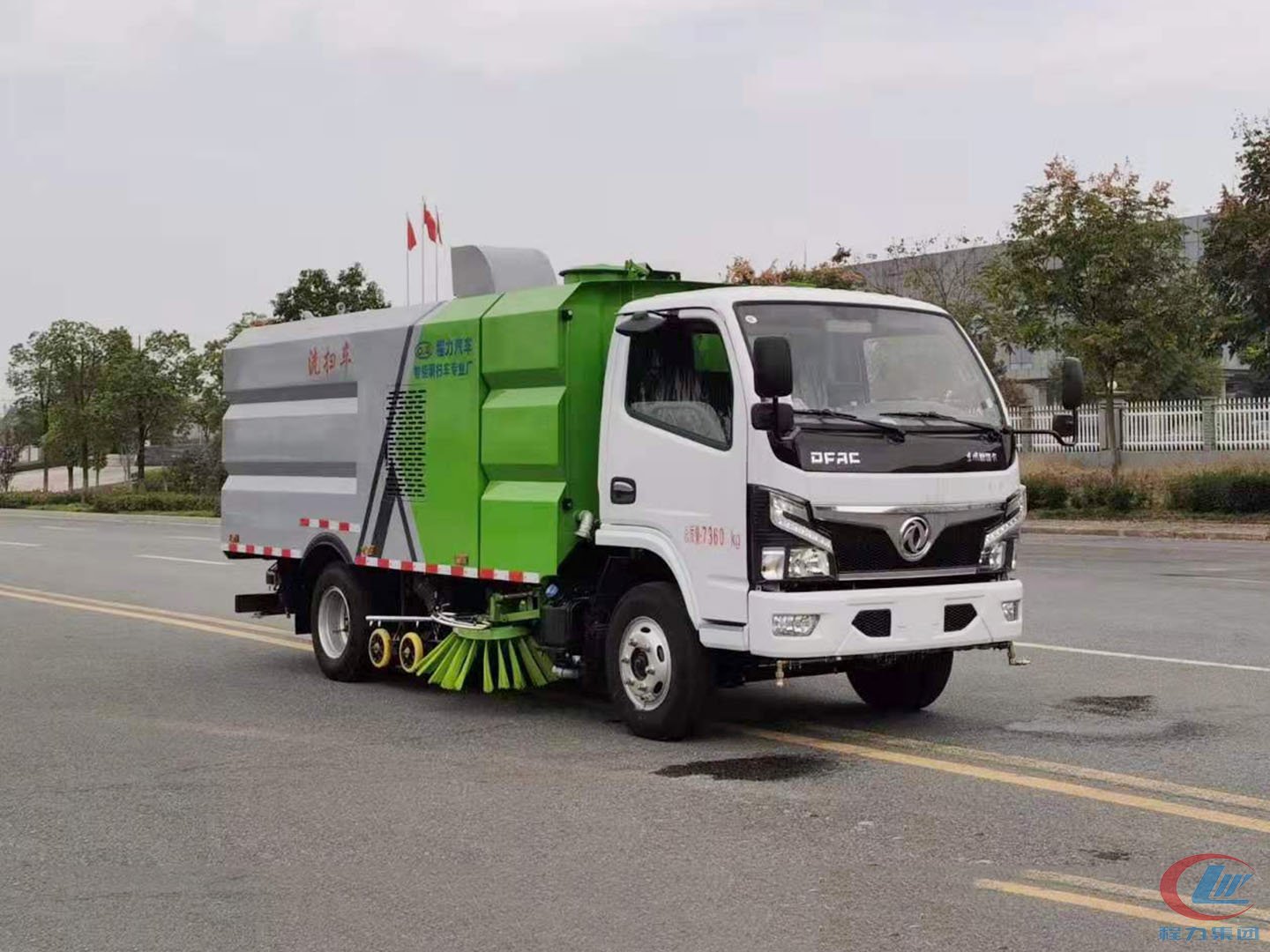 國(guó)六東風(fēng)福瑞卡5方洗掃車(chē)