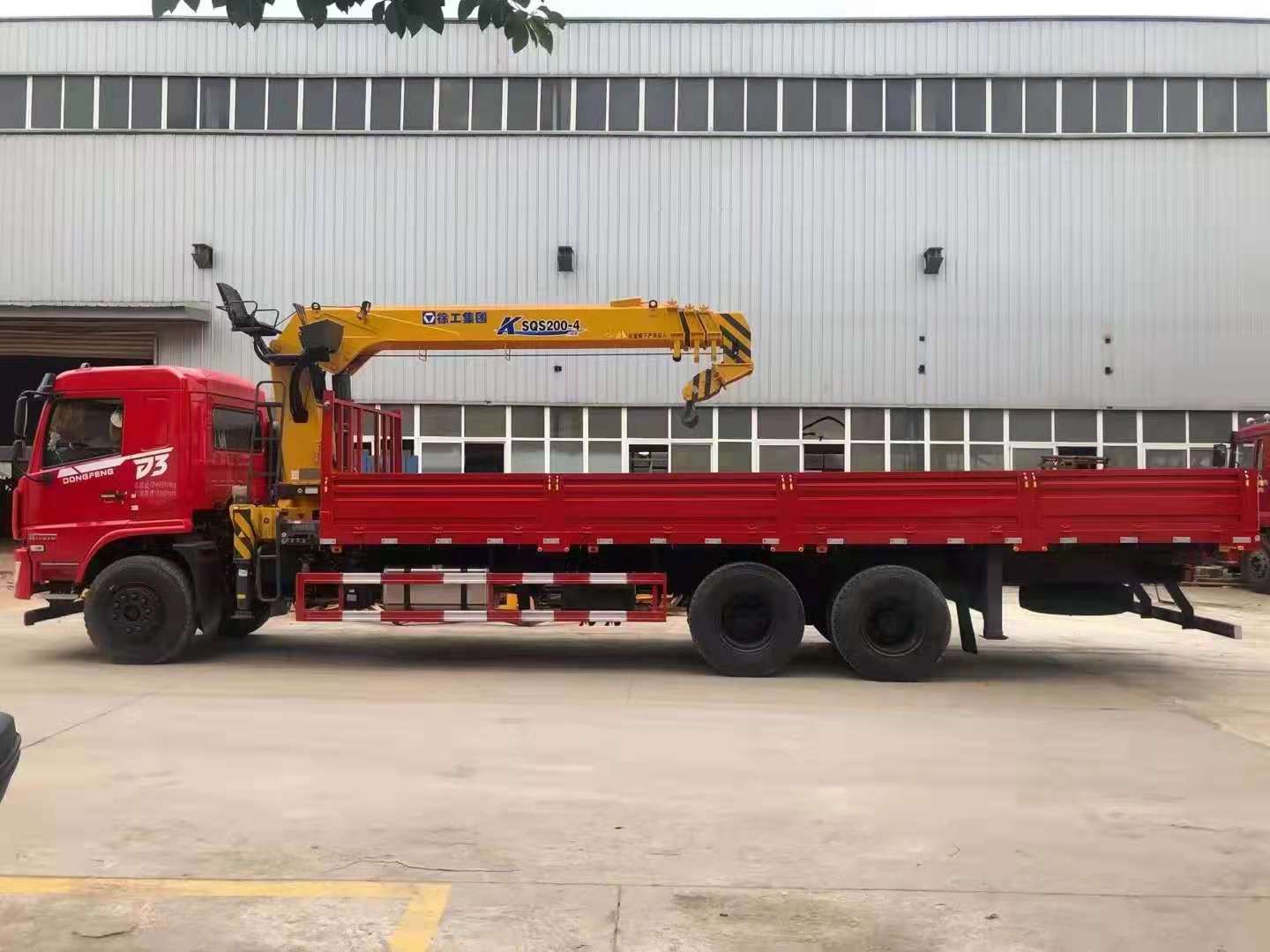 國六東風(fēng)暢行D3??后八輪隨車吊