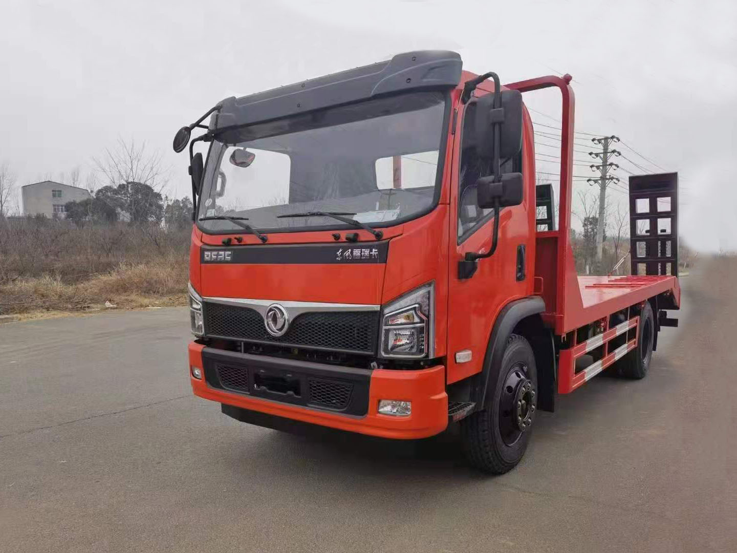 國(guó)六東風(fēng)福瑞卡平板運(yùn)輸車(chē)圖片