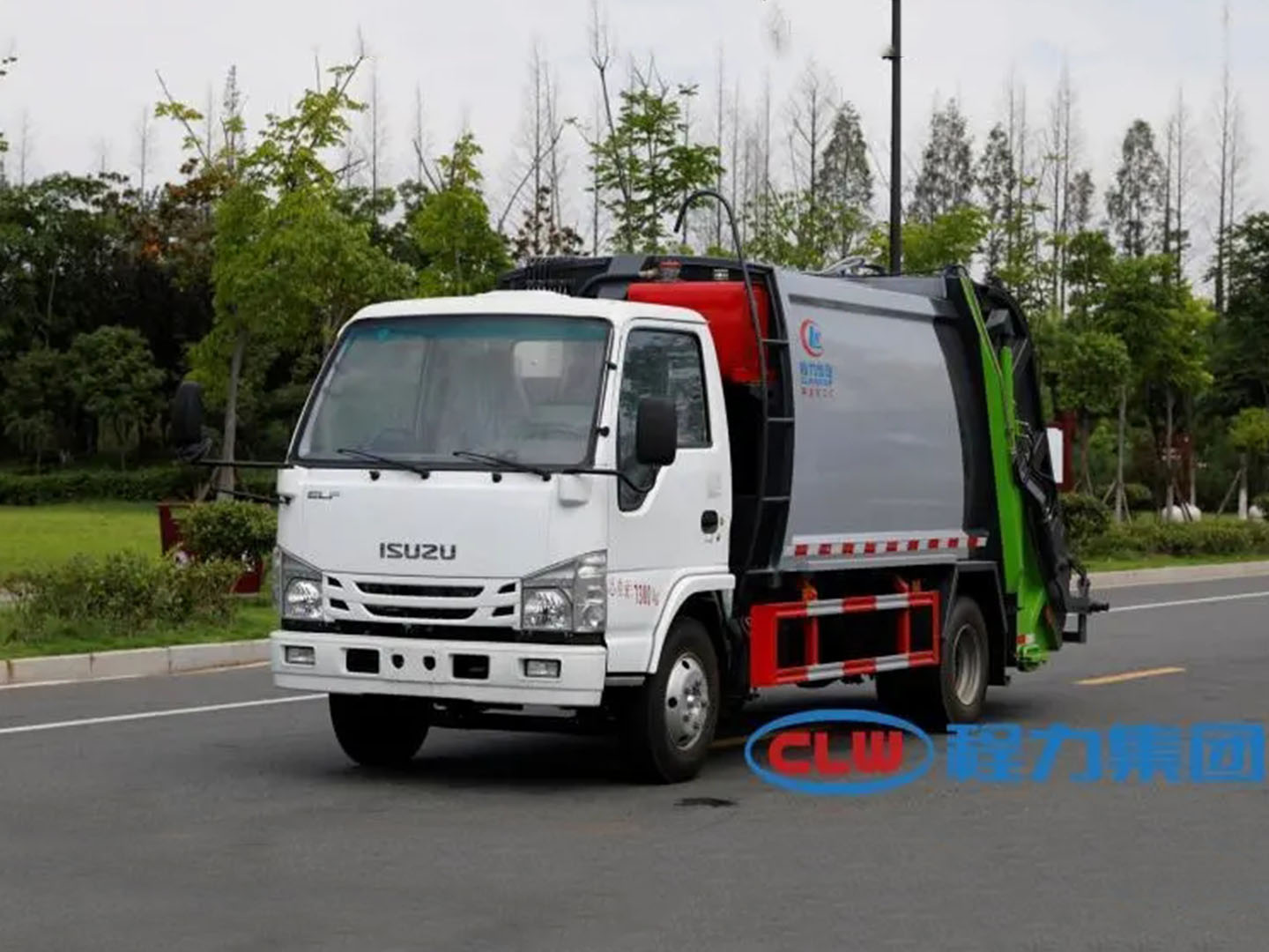 國(guó)六五十鈴6方壓縮垃圾車(chē)