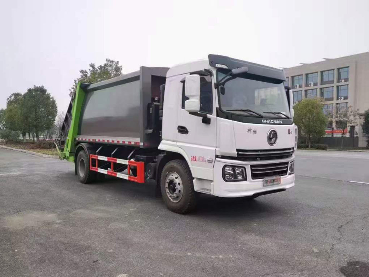 國(guó)六陜汽14方壓縮垃圾車