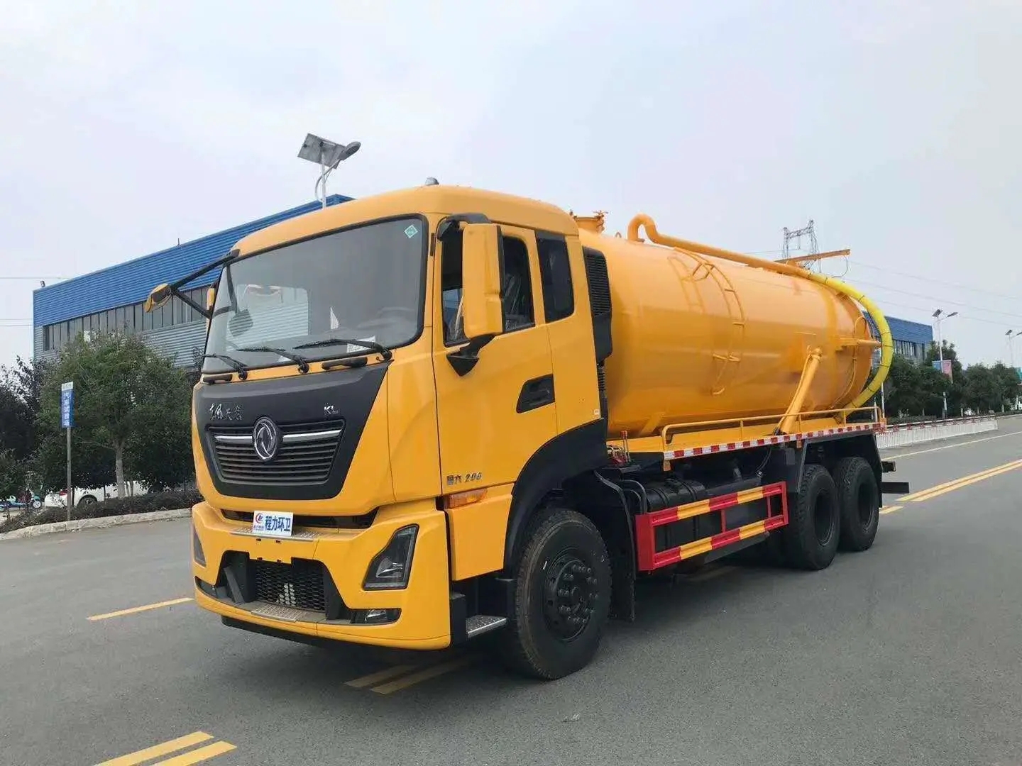 國六東風天龍后雙橋19方吸污車