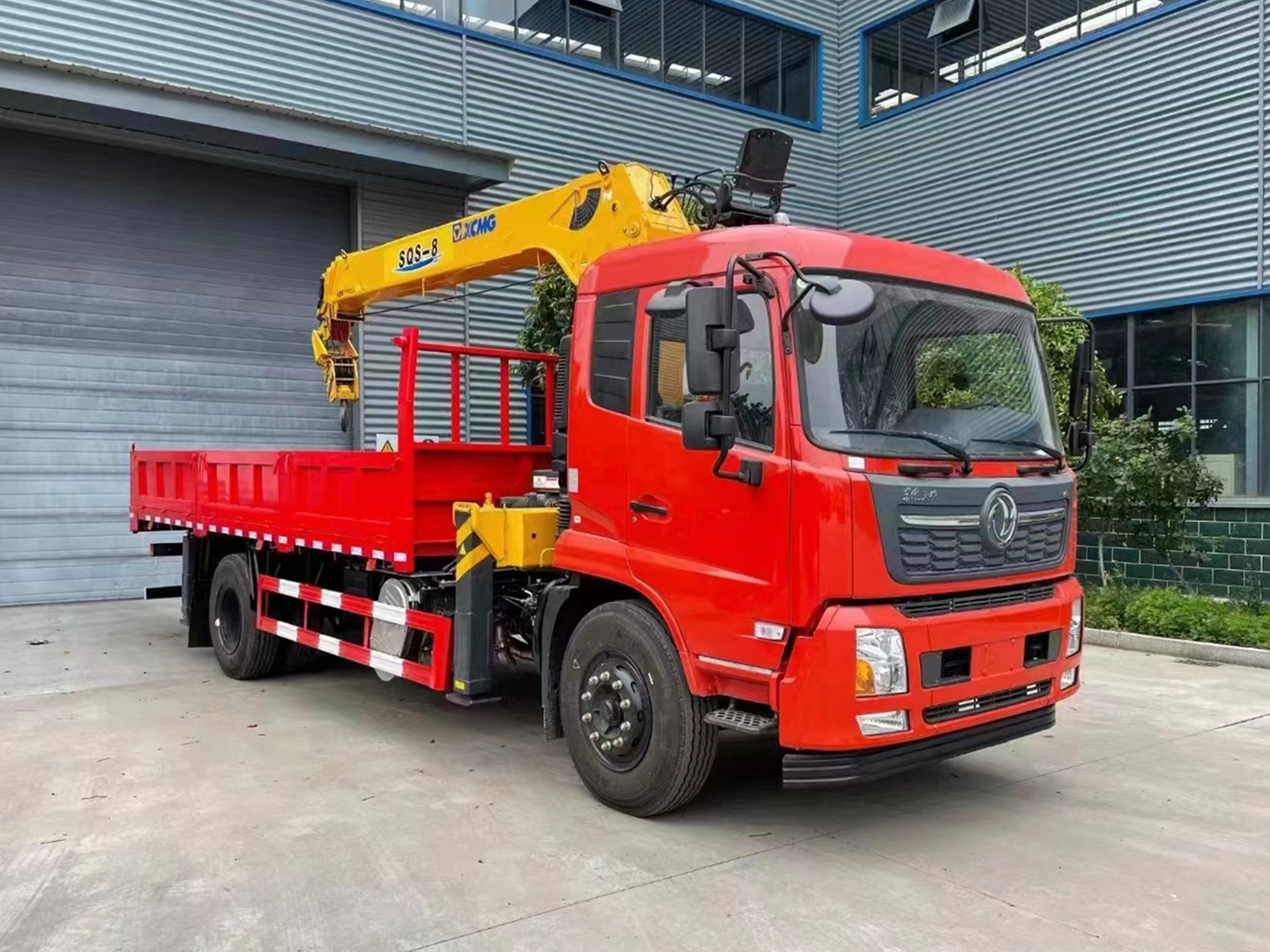 東風(fēng)天錦8噸徐工隨車吊