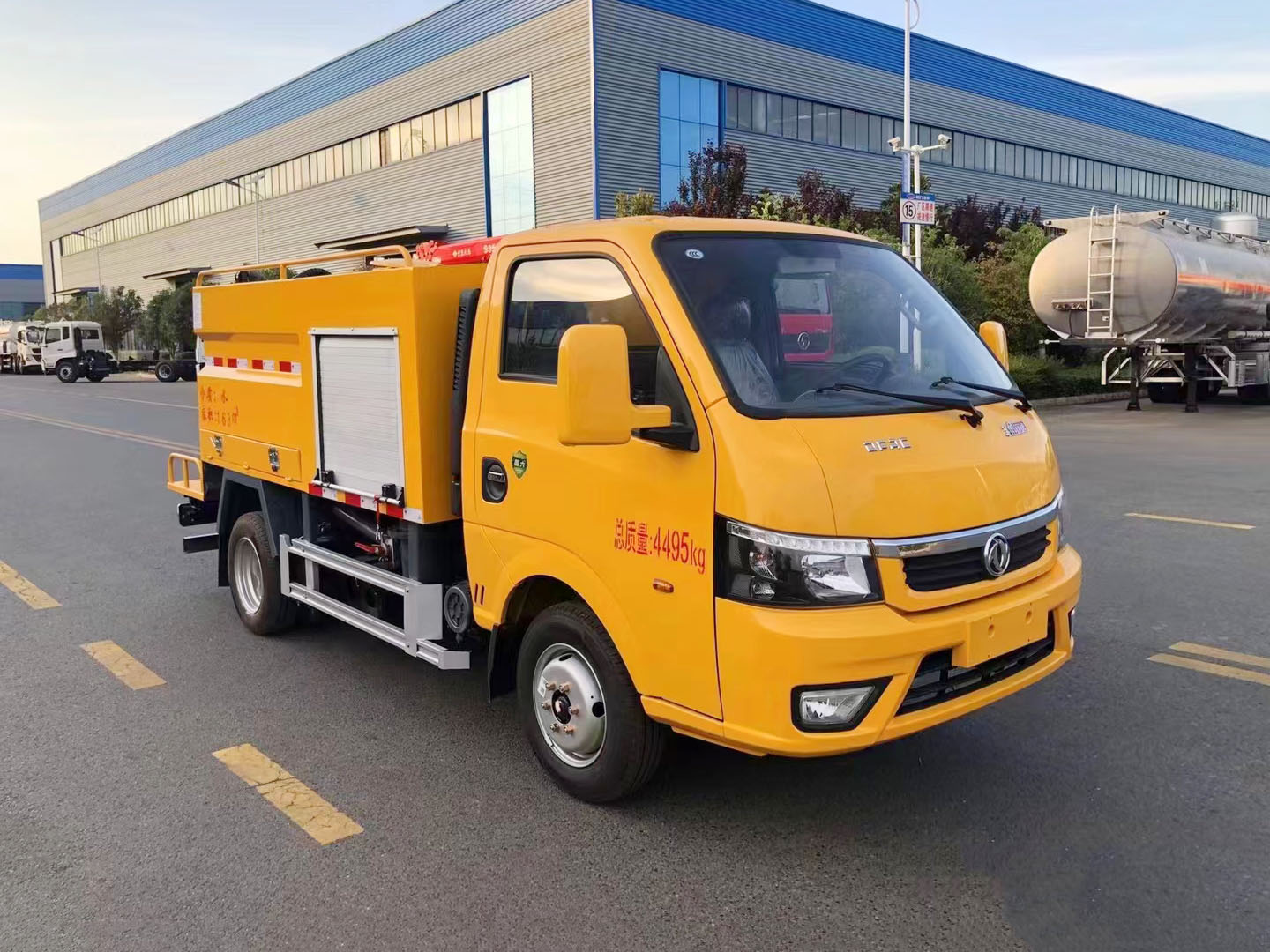 國六東風途逸高壓清洗車