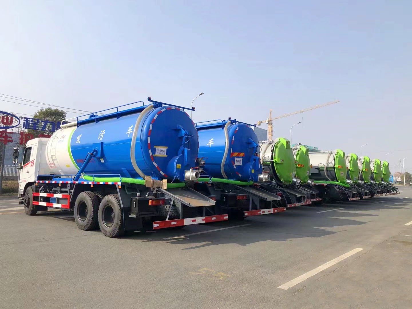 程力集團環(huán)衛(wèi)東風吸污車順利發(fā)車