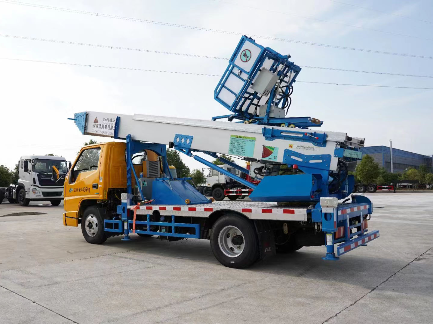 江鈴藍(lán)牌36米云梯車