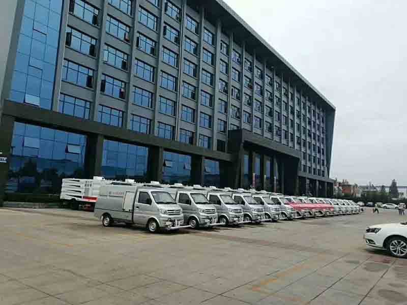 廣西市政環(huán)衛(wèi)采購洗掃車和路面清洗車項(xiàng)目展示