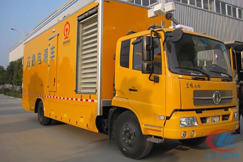 天錦移動應急發電車側面圖