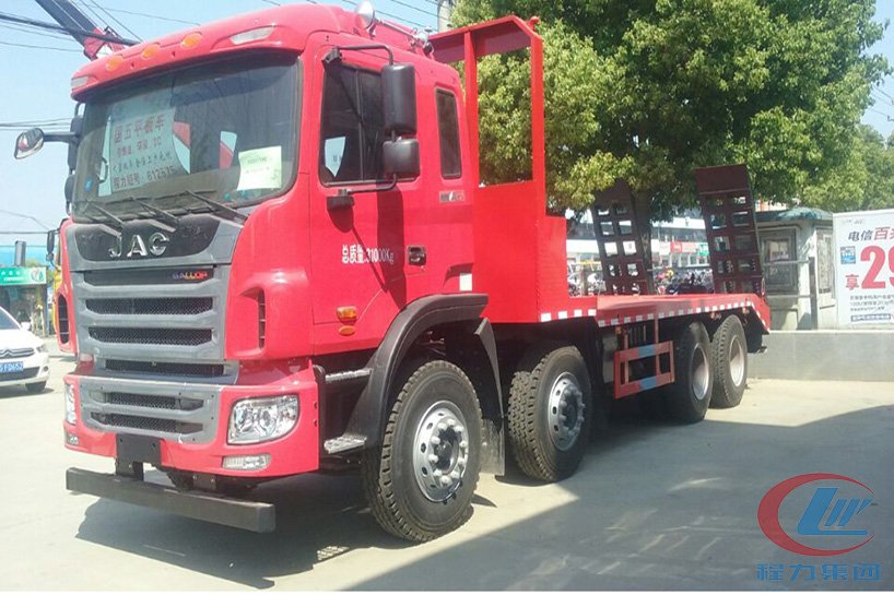 江淮前四后八（8x4）系列平板運輸車側面圖