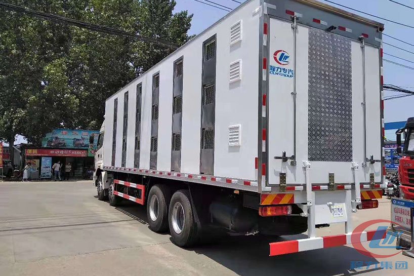 禽運(yùn)車側(cè)面圖