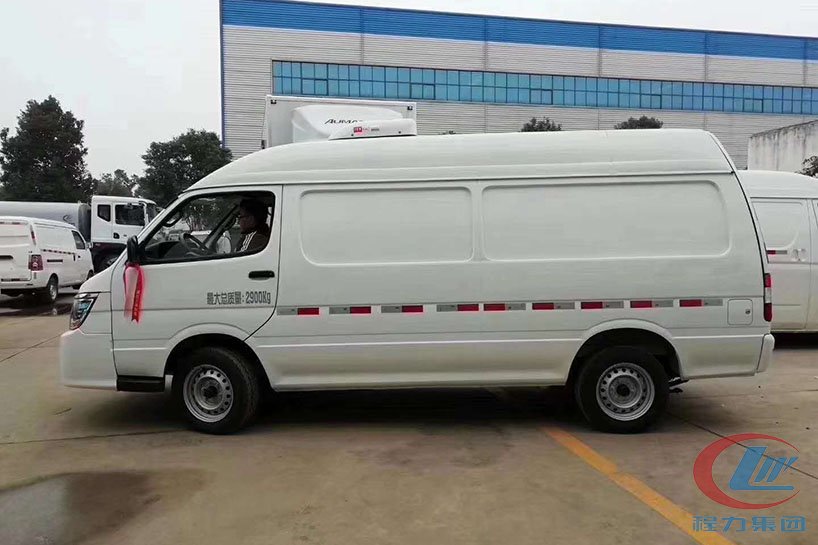 金杯面包冷藏車側(cè)面圖