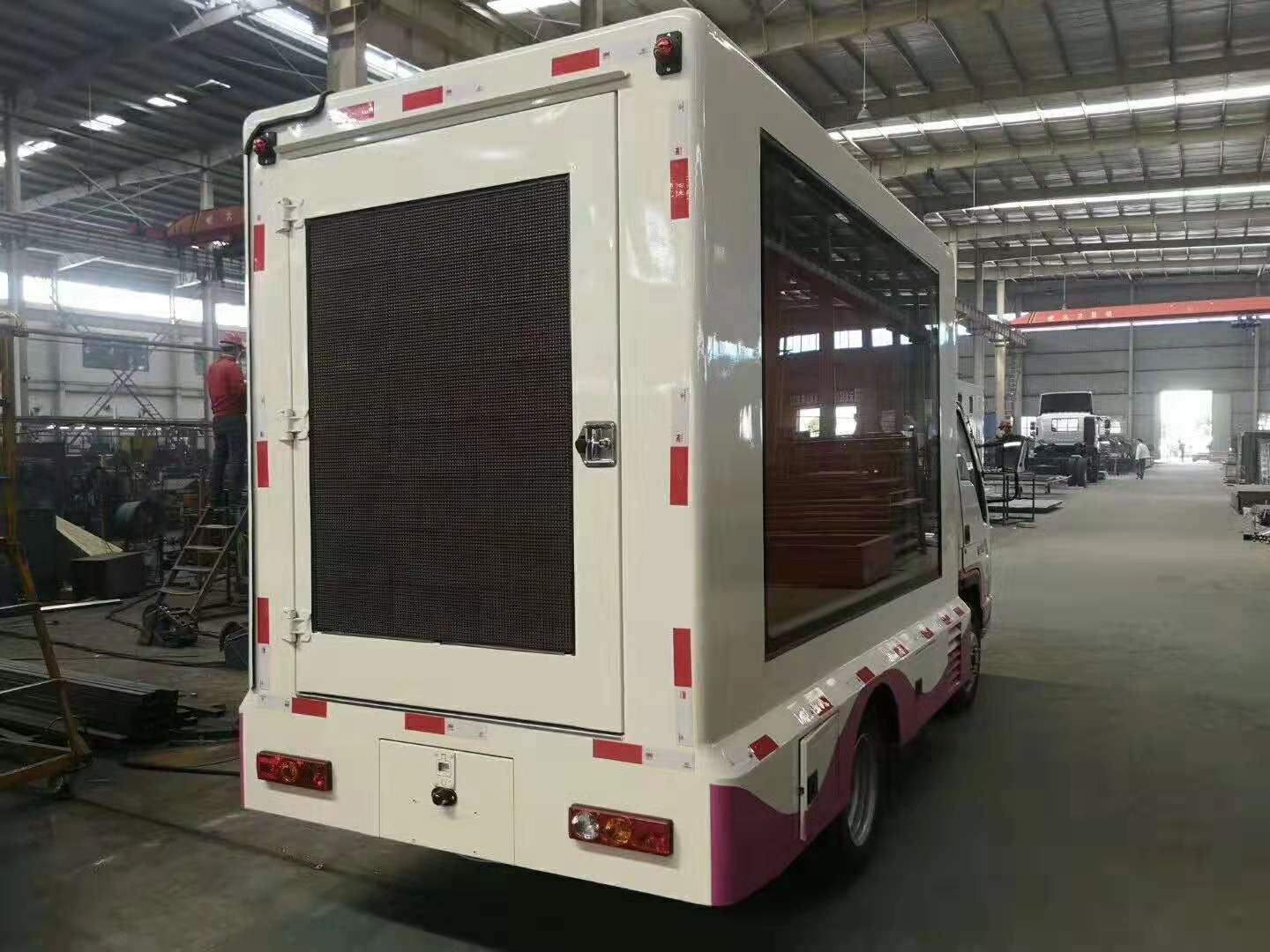 程力福田宣傳車側面圖