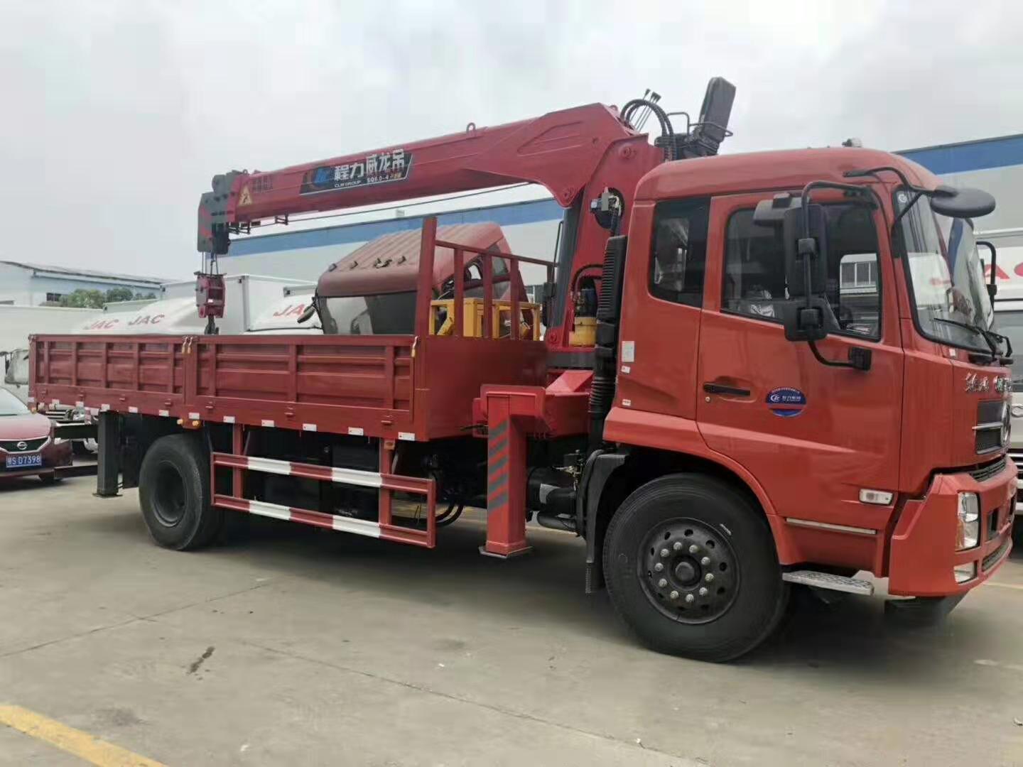 程力東風天錦8噸隨車吊側面圖