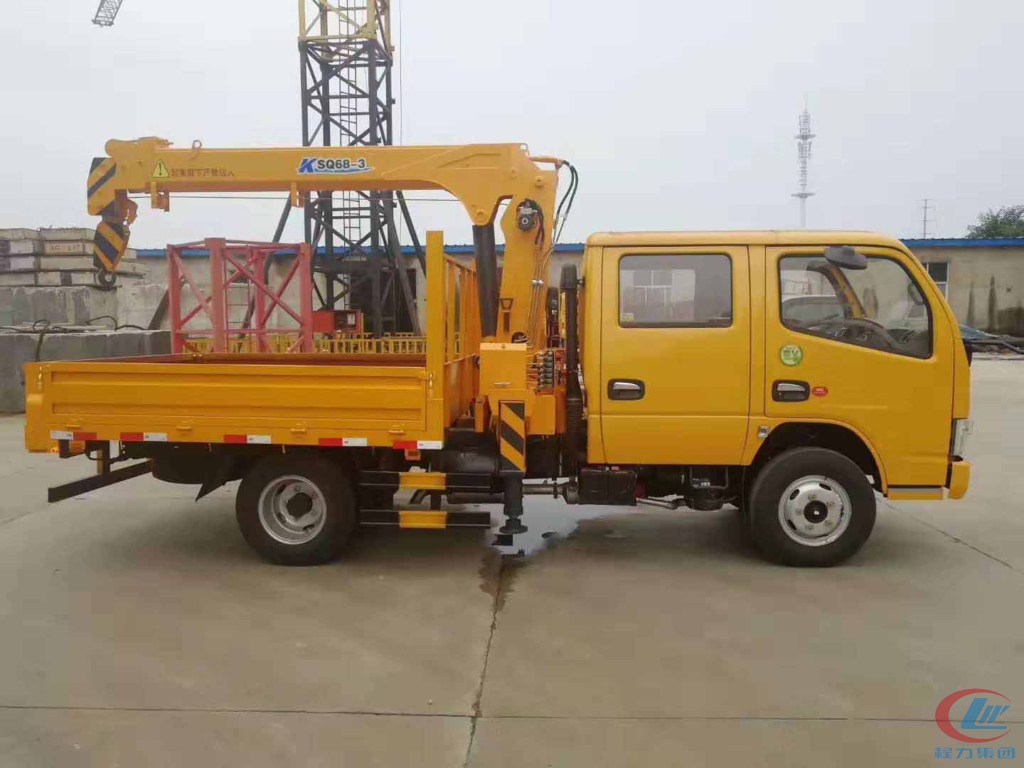 程力集團徐工2噸隨車吊側面圖