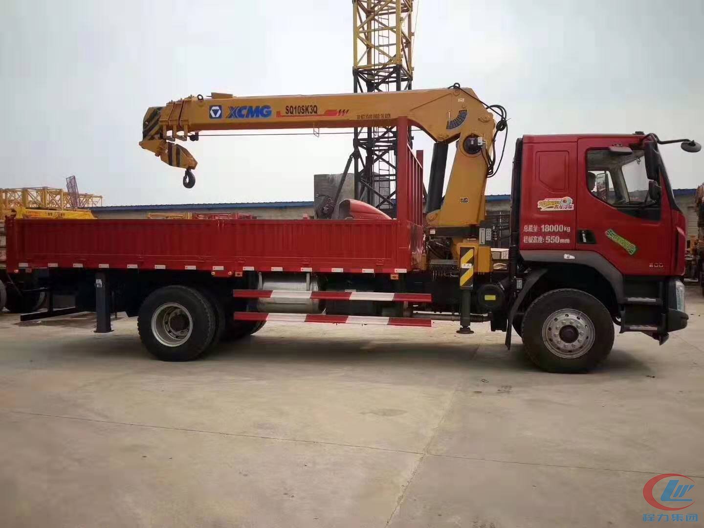 湖北程力東風柳汽6.3噸隨車吊側面圖