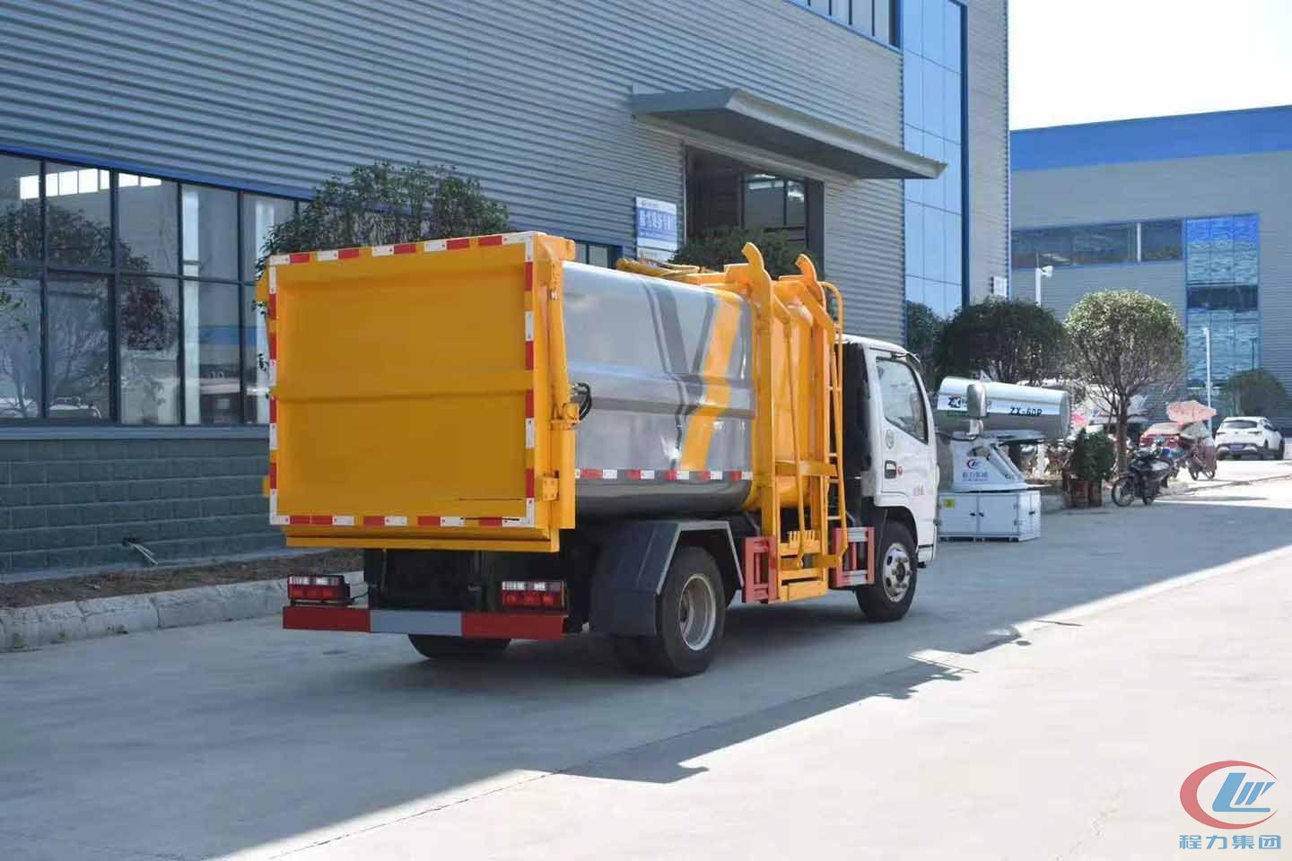 東風壓縮垃圾車